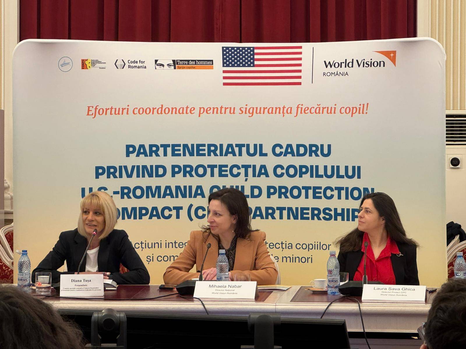 Aproximativ jumătate dintre victimele traficului sunt minori. World Vision România coordonează un proiect național de prevenire și protecție în 20 de județe